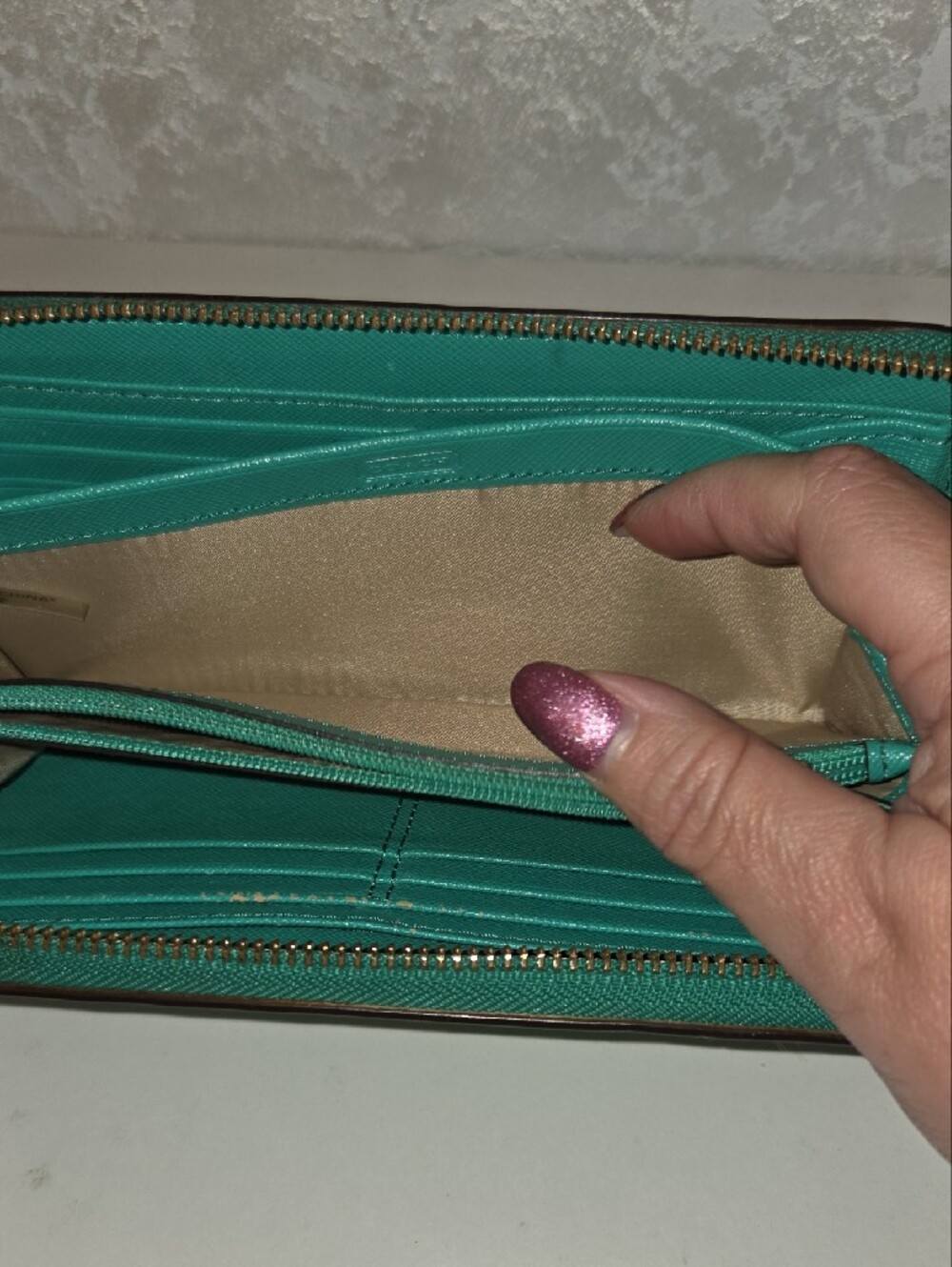 Coach Teal Green Zip-Around Leather Wallet - Picture 10 of 13